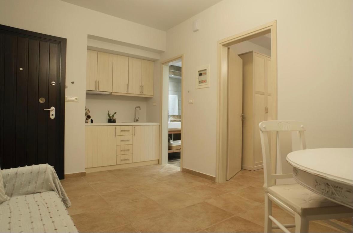 תאולוגוס Ether Apartment By The Sea Ι מראה חיצוני תמונה