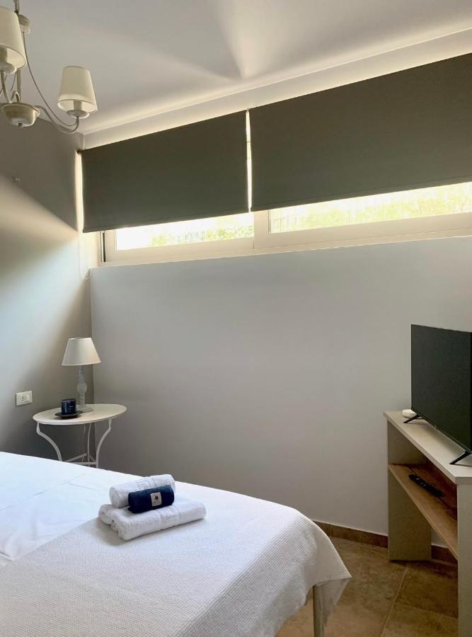 תאולוגוס Ether Apartment By The Sea Ι מראה חיצוני תמונה